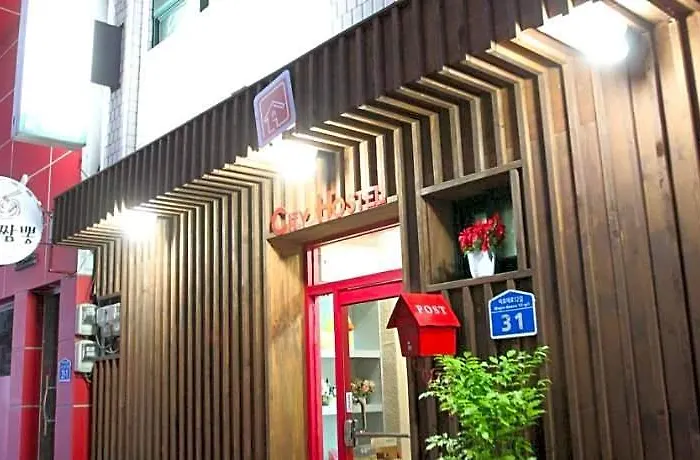 Naru Korea Hostel Seoel